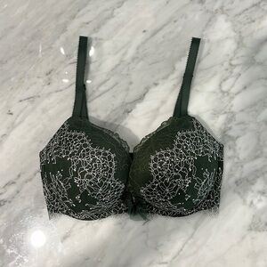 NWOT Victoria’s Secret Dream Angels Push-Up Bra